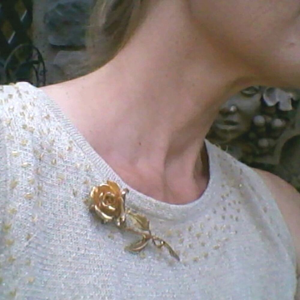 Brooch Gold 3D Rose Stem Realistic Crystals Broche Pin for Jacket coat Vintage